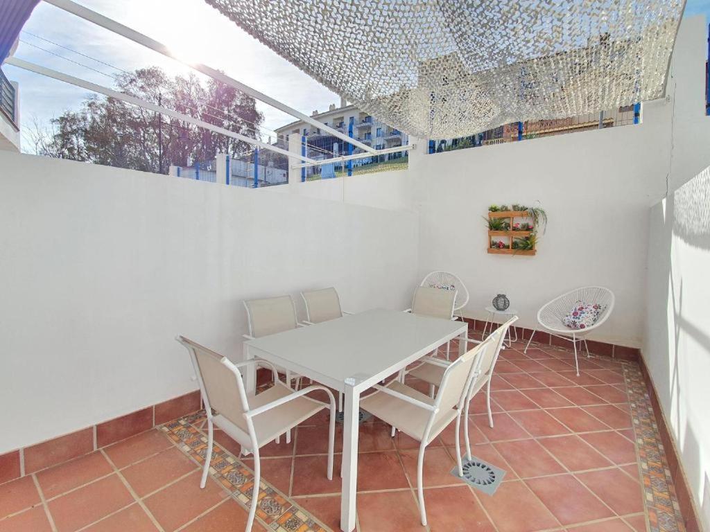 Apartamento Con Parking Con Piscina Junto A La Playa Benalmadena Exterior photo