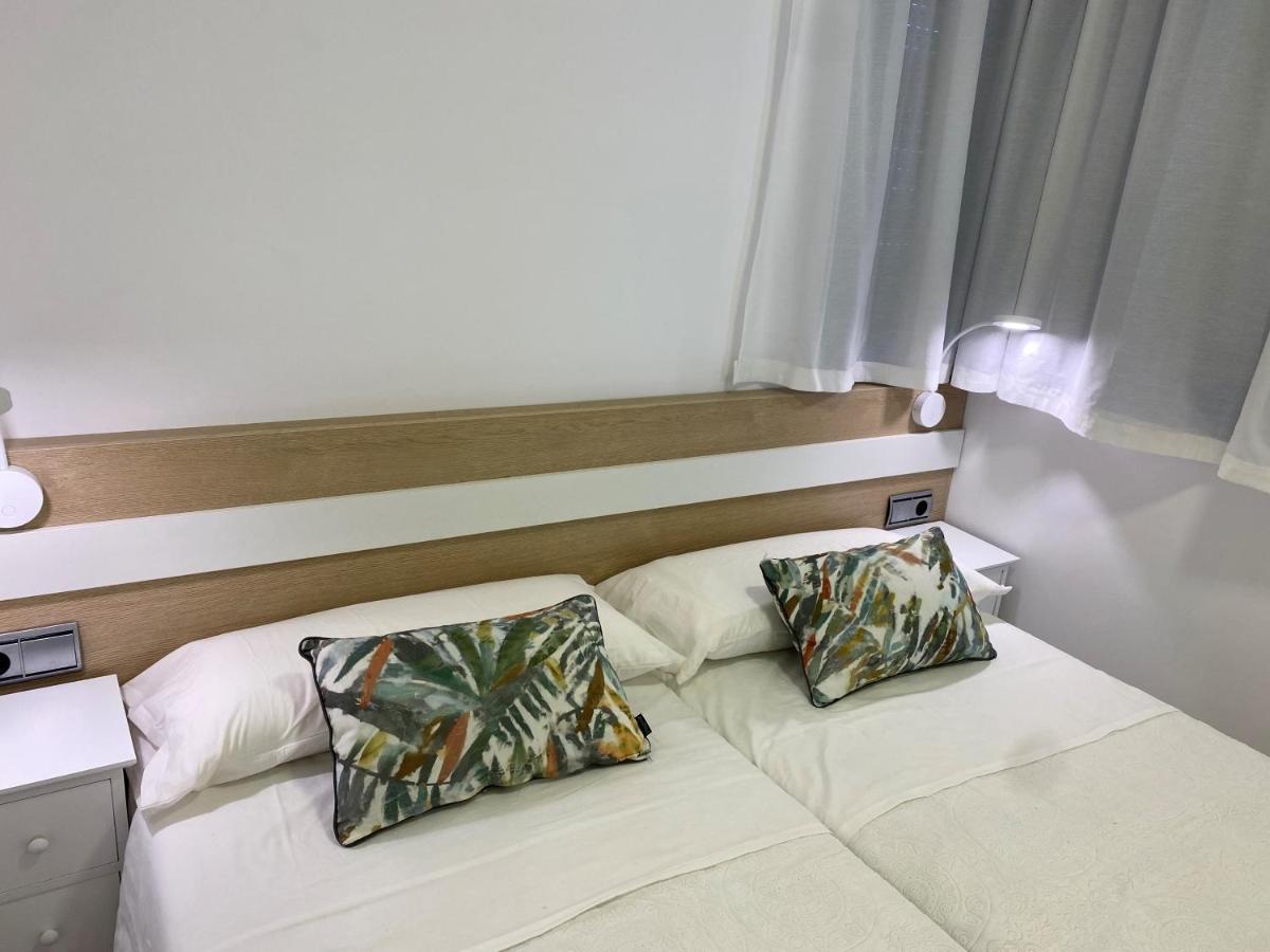 Apartamento Con Parking Con Piscina Junto A La Playa Benalmadena Exterior photo