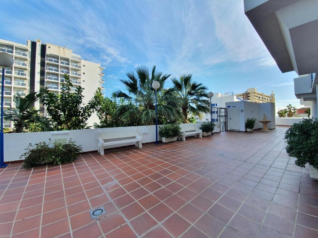 Apartamento Con Parking Con Piscina Junto A La Playa Benalmadena Exterior photo